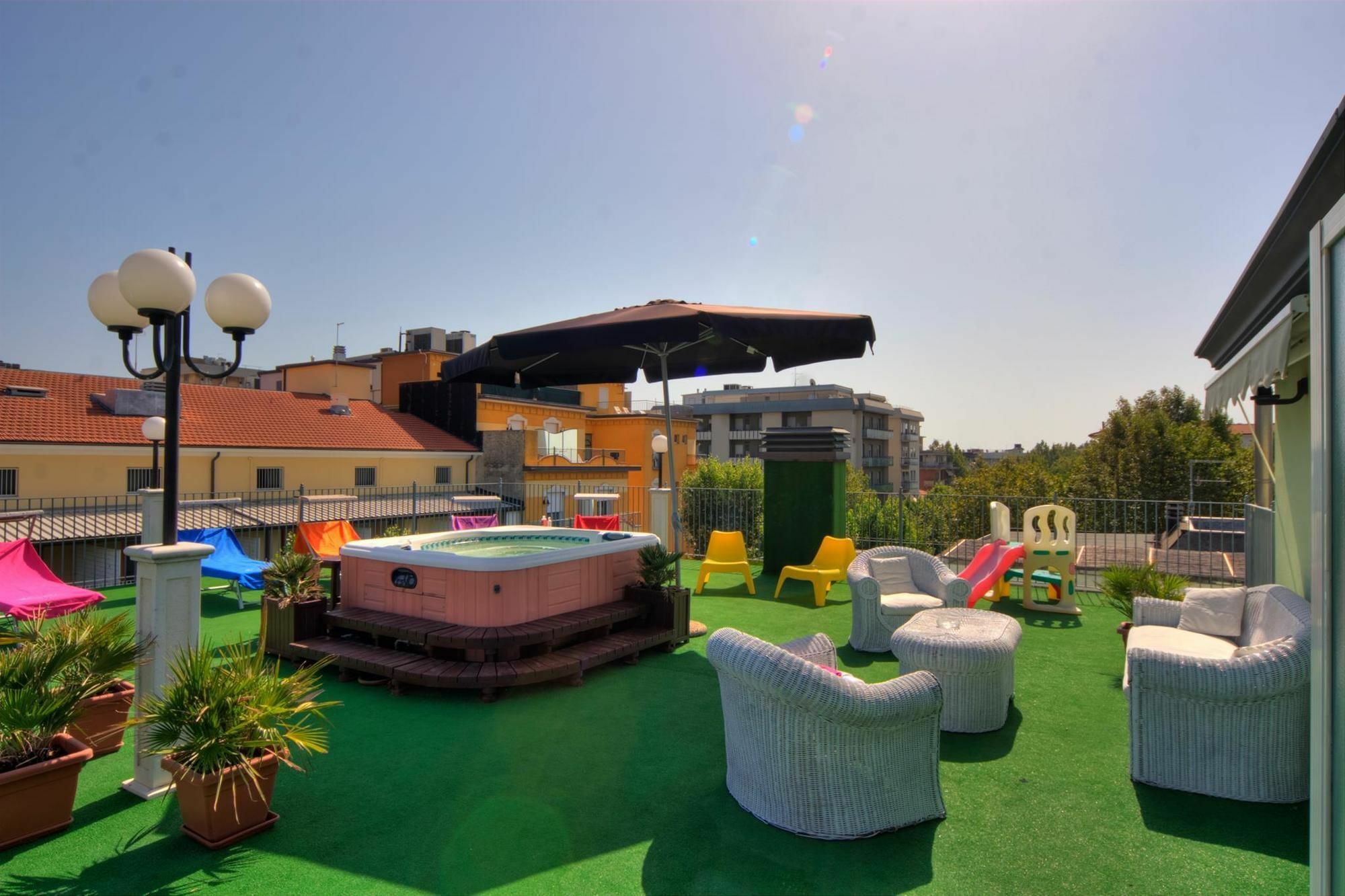 Residence Divina Rimini Exterior photo